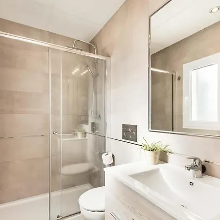Sleeps 14 Pool Air Con Wifi Villa